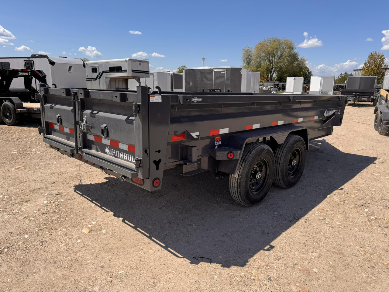 Iron Bull 2026 DWB 83"x16' Scissor Dump Trailer | Tandem Axle 14.999K