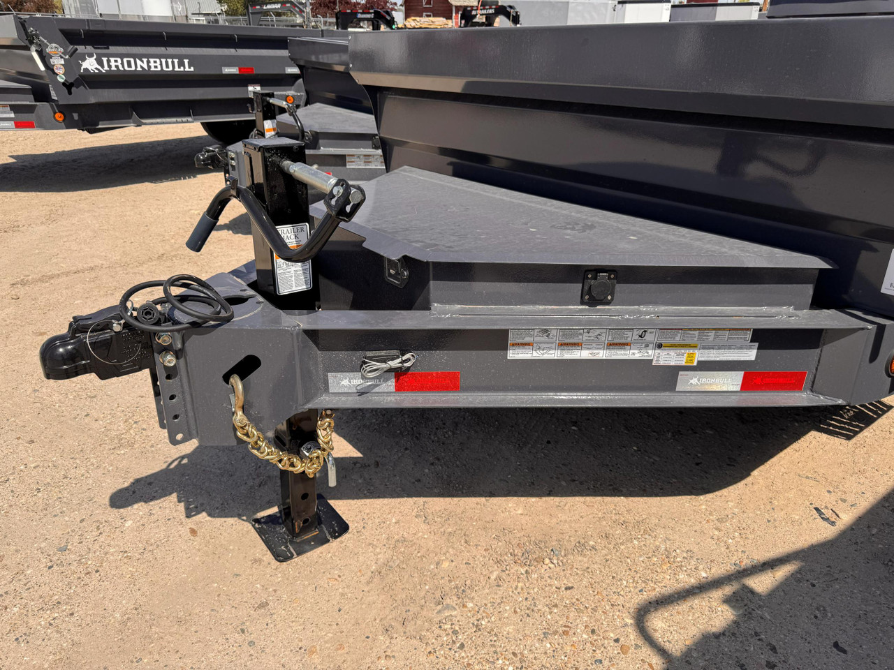 NORSTAR / IRON BULL Trailers 2026 DWB 83"x16' Scissor Dump Trailer | Tandem Axle 14.999K