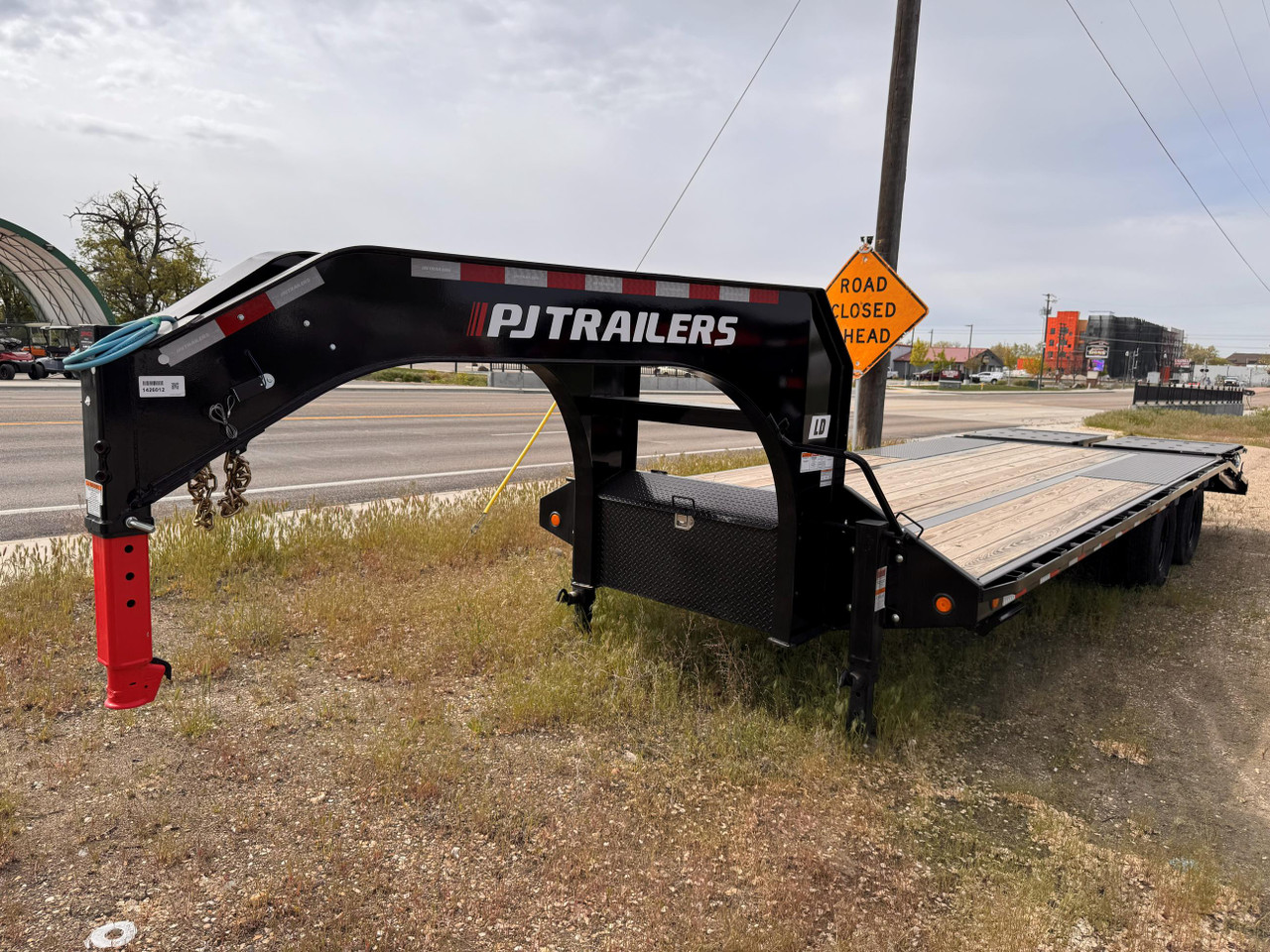 P.J. 2026 LD 25' Flatbed Trailer | Tandem Axle 20K