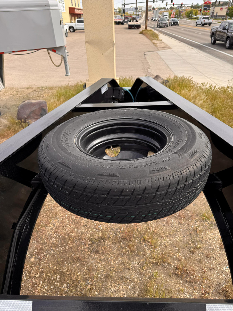 P.J. 2026 LD 25' Flatbed Trailer | Tandem Axle 20K