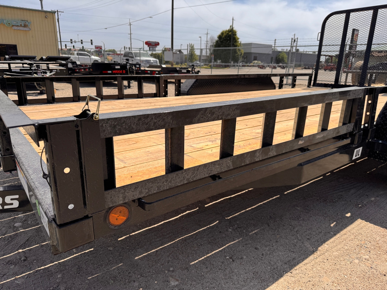 P.J. 2027 UL 83"x16' Utility Trailer | Tandem Axle