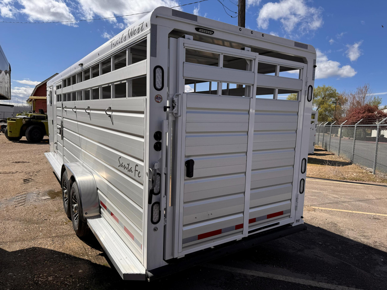 Trails West 2024 Santa Fe Super Tack 24' Stock Combo Trailer | Tandem Axle 18.667K
