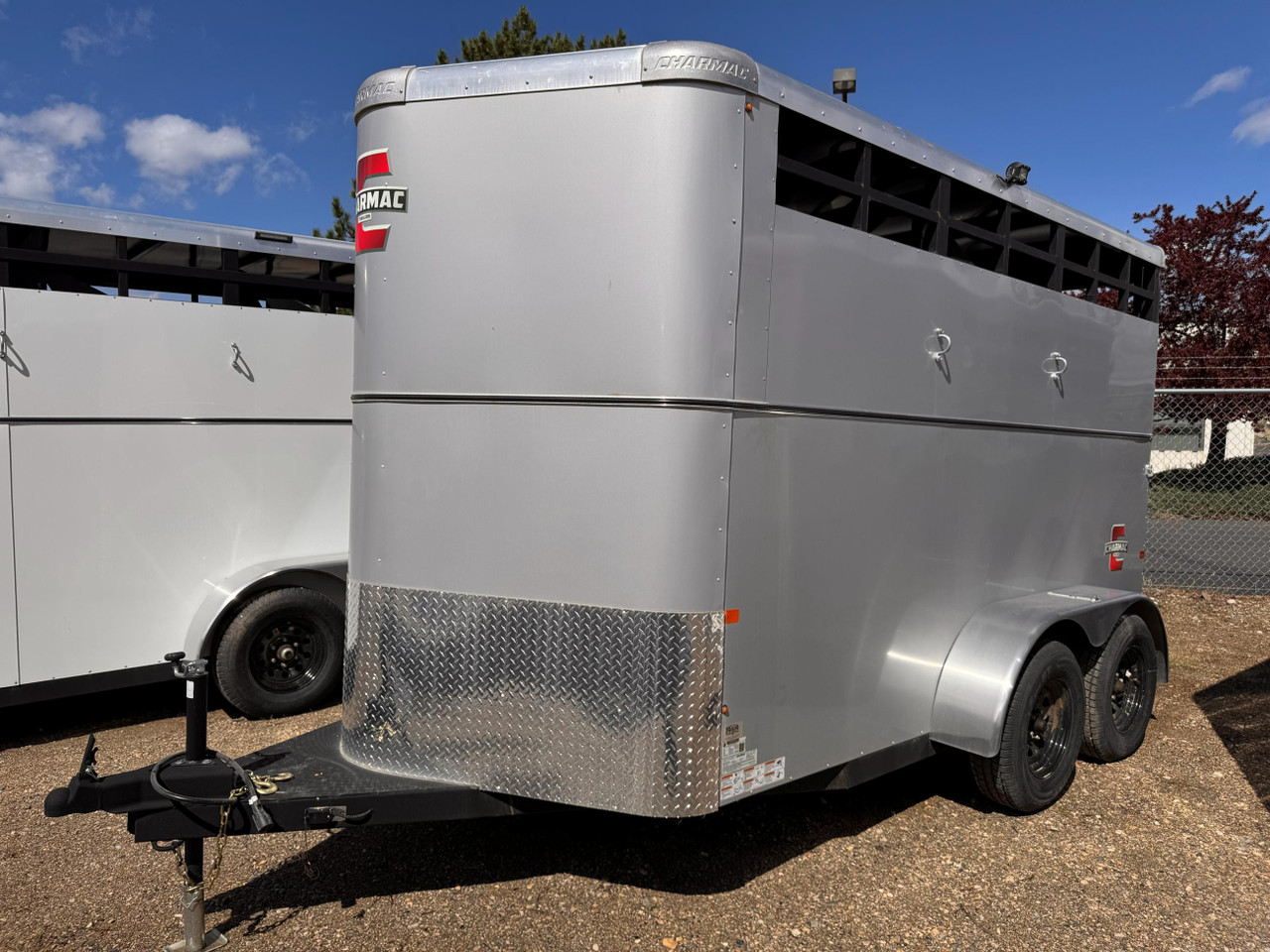 Triple C 2024 Sawtooth Horse Trailer