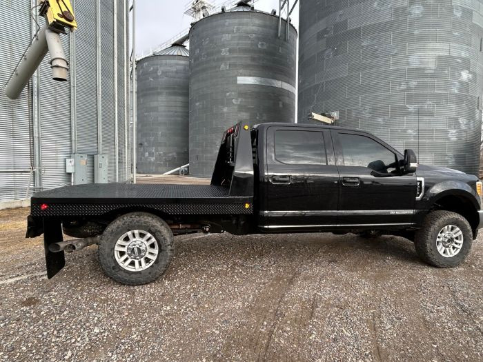 Bradford Cattleman Pickup Flatbed | Multiple Bed Sizes