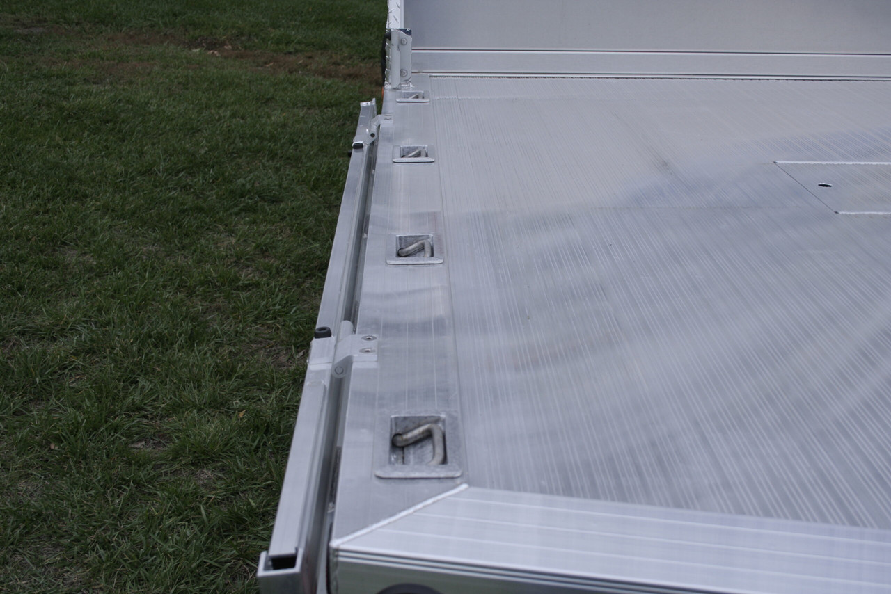 Hillsboro 3000 Aluminum Pickup Flatbed | Multiple Bed Sizes