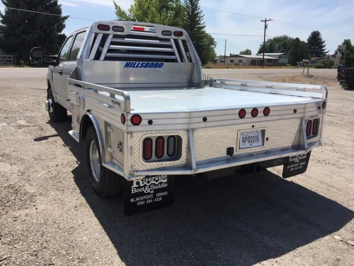 Hillsboro 4000 Aluminum Skirted Pickup Flatbed | Multiple Bed Sizes