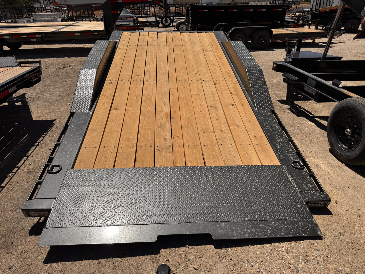 Maxx-D Trailers 2027 G6X 102"X20' Gravity Tilt Trailer | 14K