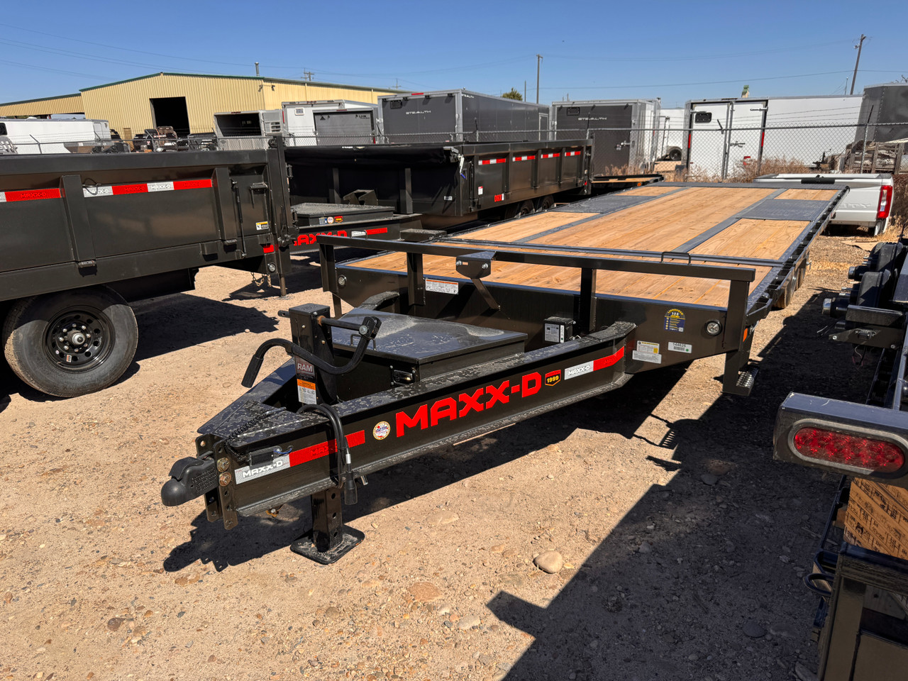 Maxx-D Trailers 2026 GOX 102"X24' Gravity Deckover Tilt Trailer | 16K