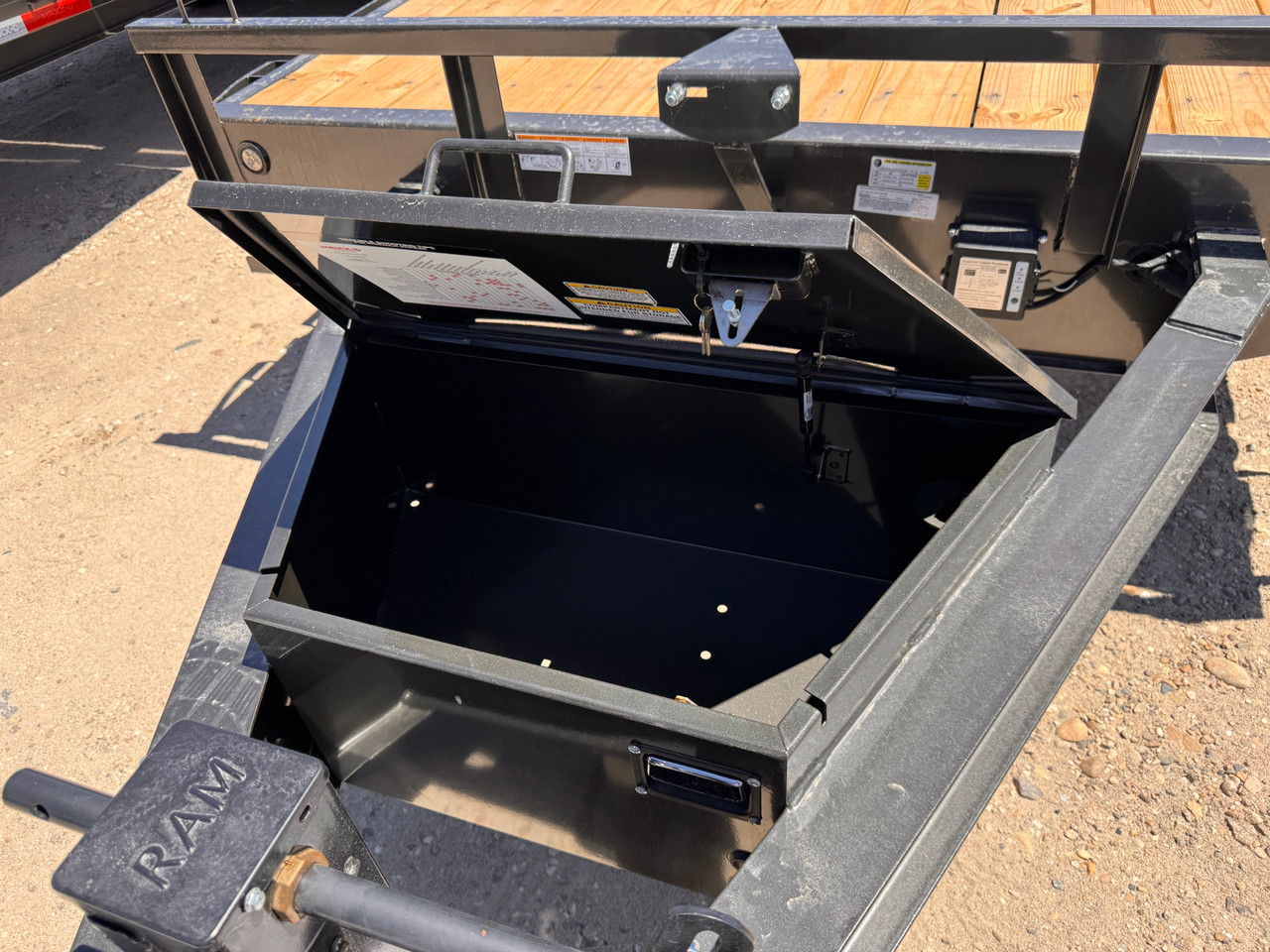 Maxx-D Trailers 2026 GOX 102"X26' Gravity Deckover Tilt Trailer | 16K