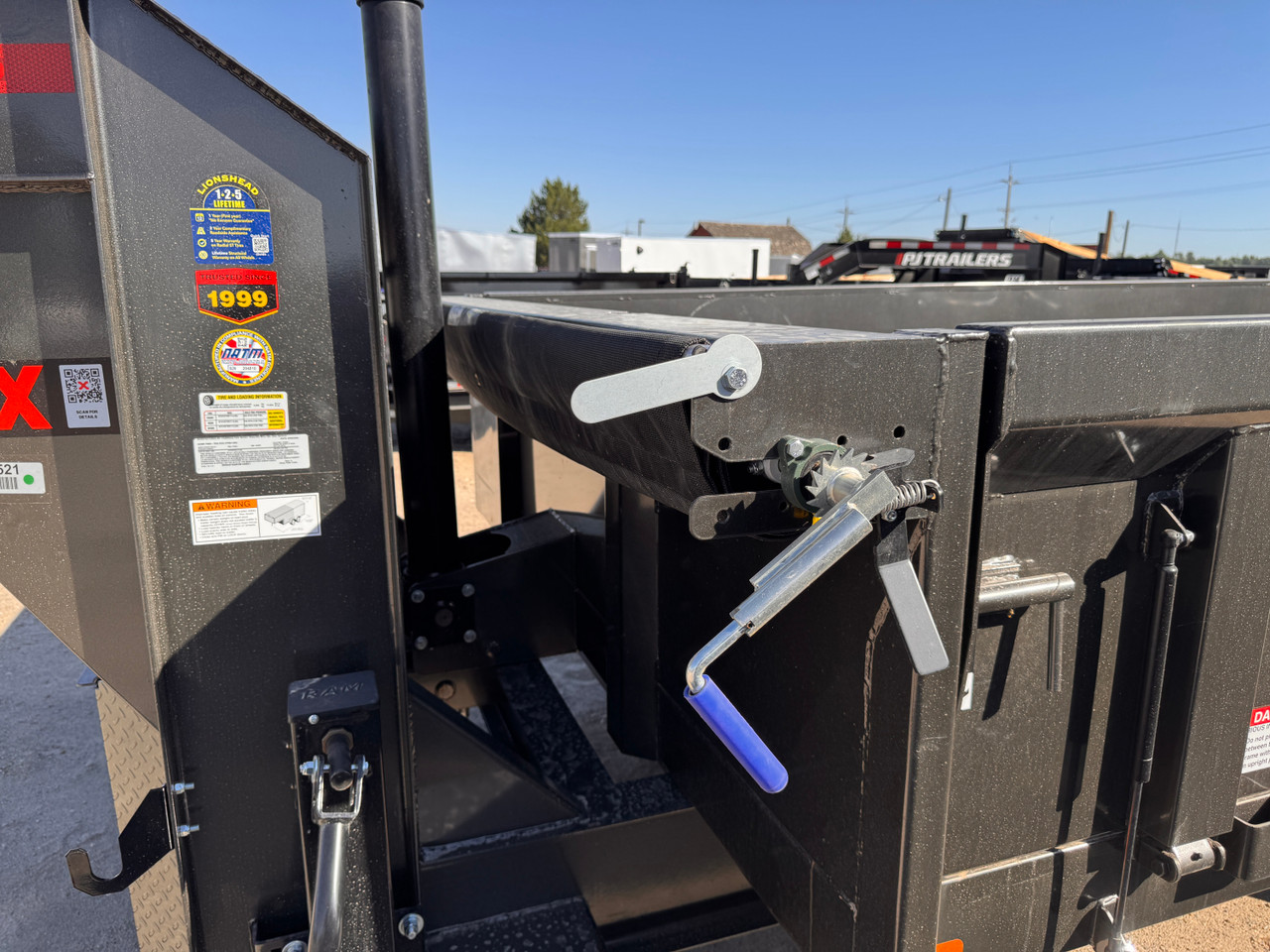 Maxx-D Trailers 2026 D9X 96"X16' Deckover Dump Trailer | Tandem Axle Axle 17.5K