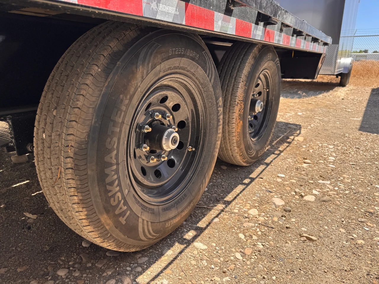 Norstar / Iron Bull Trailers 2026 FDP 102"X20' Deckover Flatbed Trailer | Tandem Axle Axle 14K, 10" I-Beam, Straight Deck, Slide In Ramps, 10,000Lbs Jack