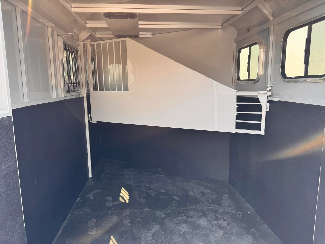 Trails West Trailers 2027 ADVENTURE MX Horse Trailer | Tandem Axle Axle
