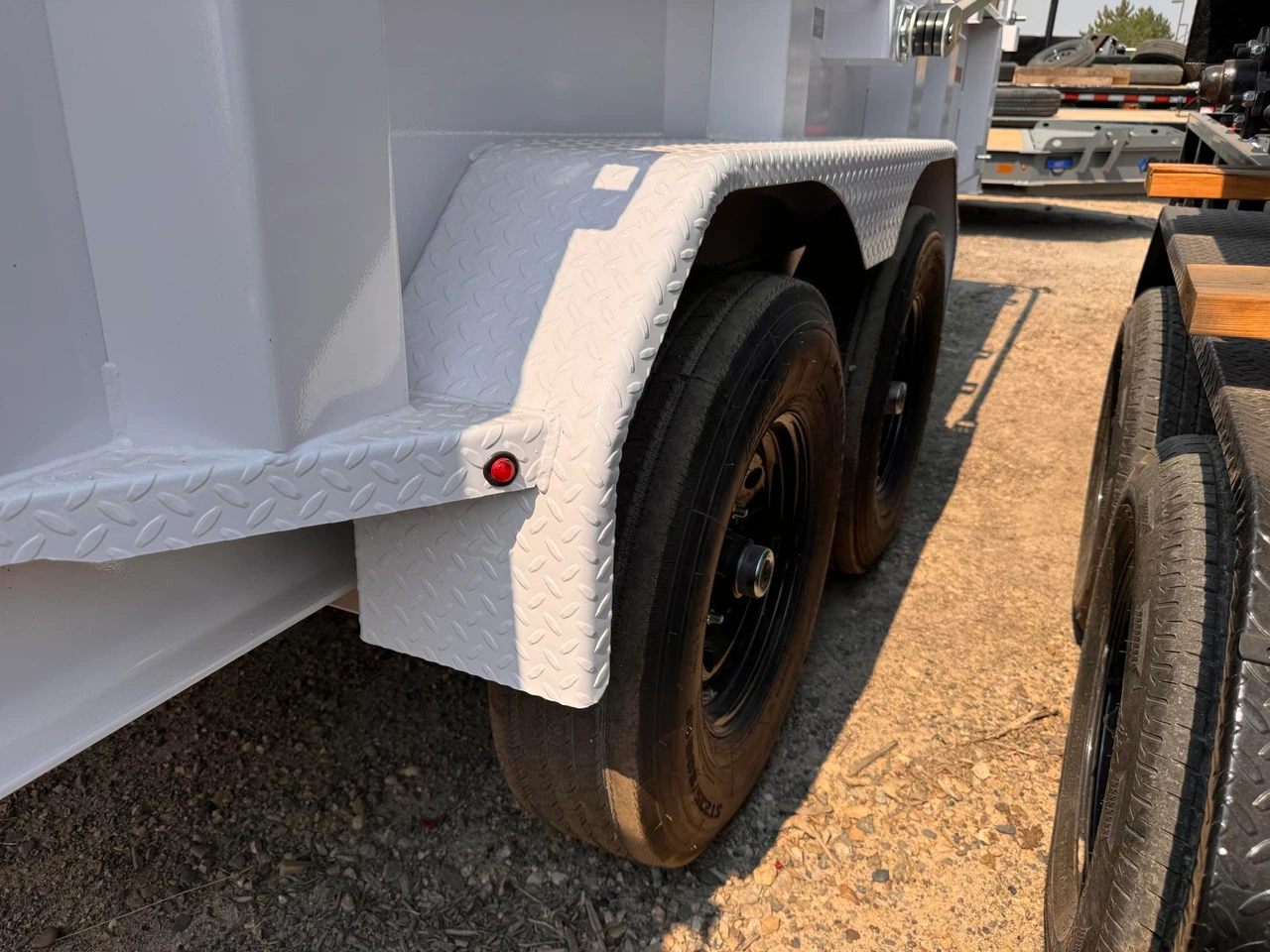 Diamond C Trailers 2027