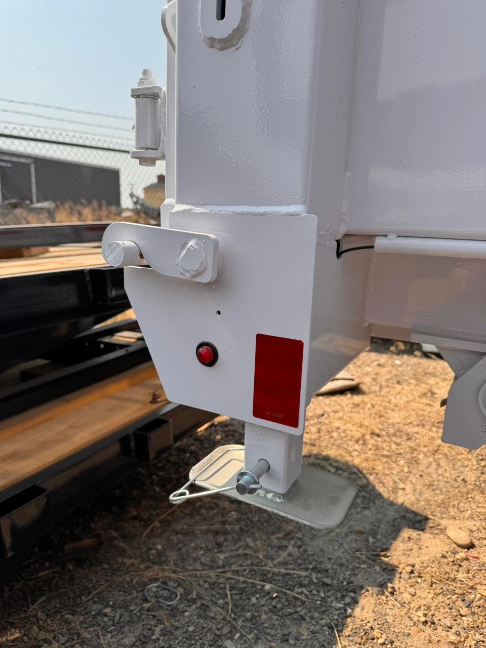 Diamond C Trailers 2027