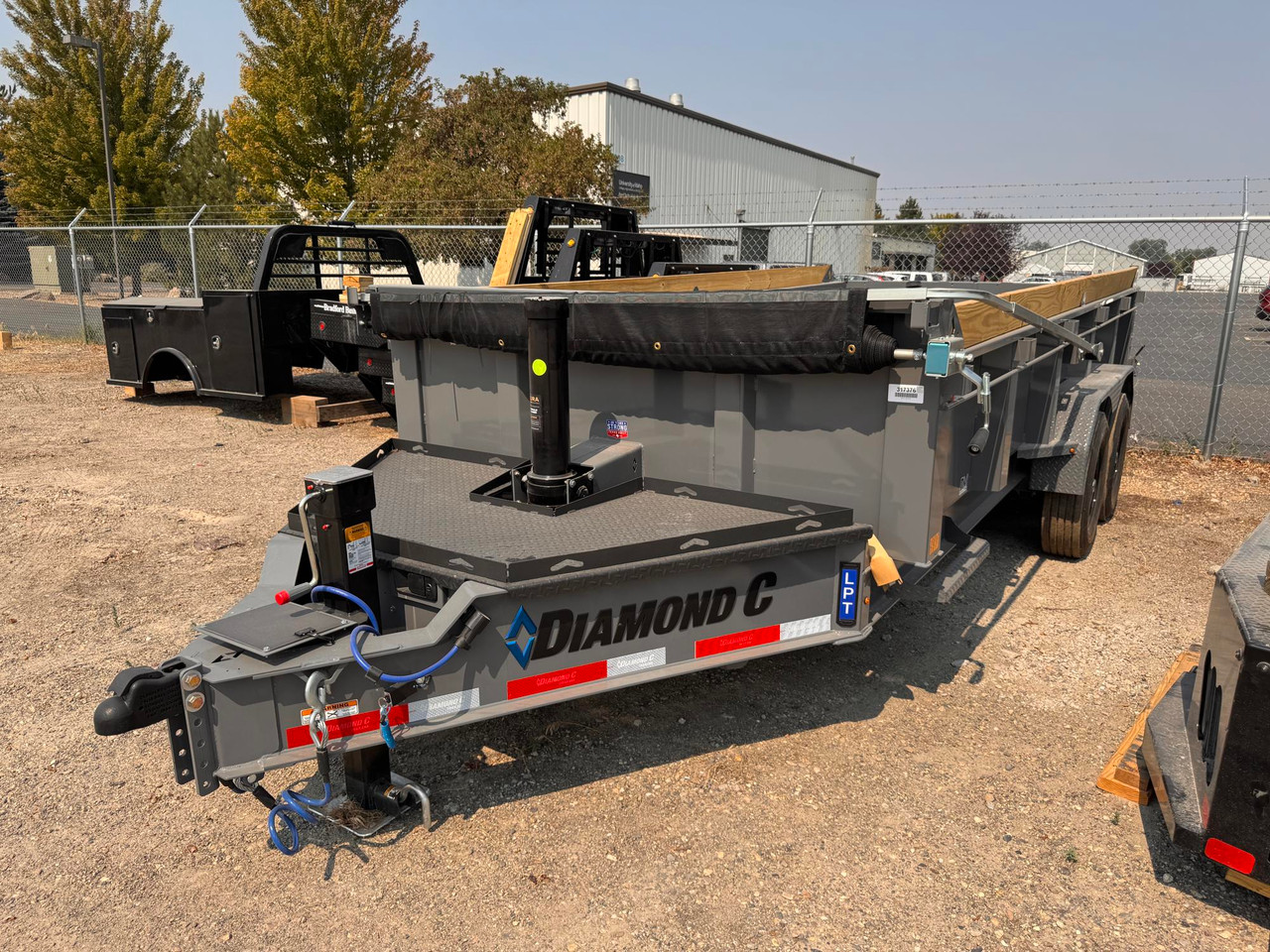 Diamond C Trailers 2027