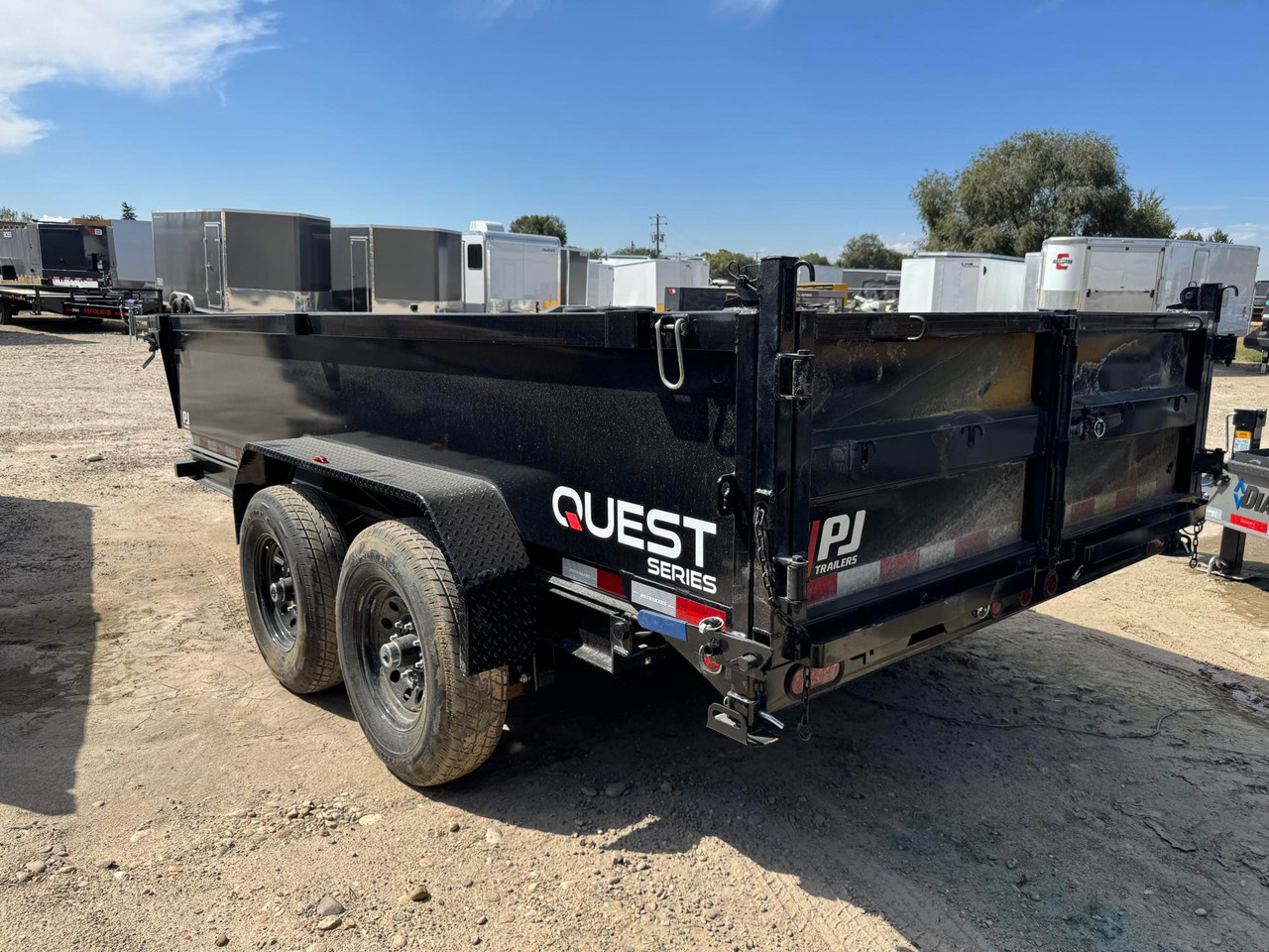 P.J. Trailers 2027 D7 83"X14' Scissor Dump Trailer | Tandem Axle 14K, 6" Channel, 24" Sides, Spreader Gate, Scissor Lift, Tarp Kit, Slide In Ramps