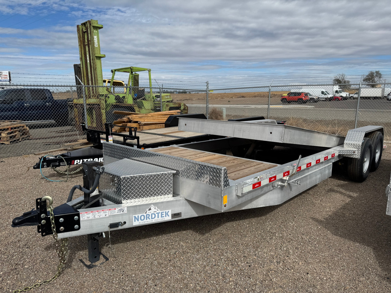 Nordtek Trailers 2025 82"X24' Equipment Tilt Trailer | Tandem Axle 16K, 14 Ply Tires