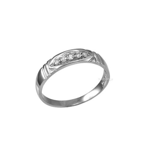 4.5MM Womens Diamond Wedding Band in White Gold