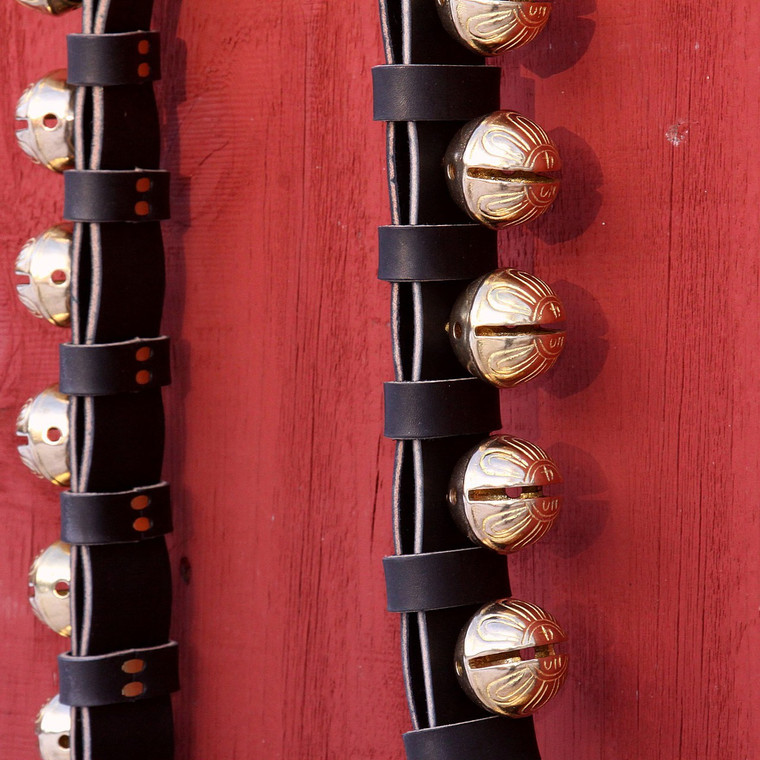 HEIRLOOM COLLECTION - #4-30 Bell with Buckle