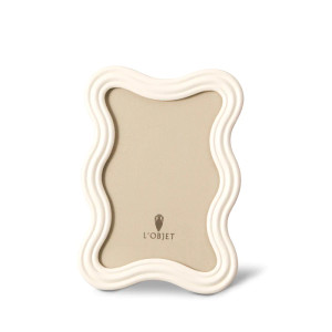 Ripple White Enamel Frame 4x6