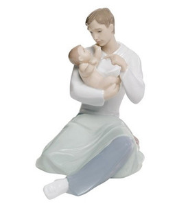 NAO A FATHERS LOVE NAOMI FIGURINE
