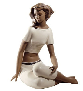 NAO MEDITERRANEAN BREEZE GRES FIGURINE