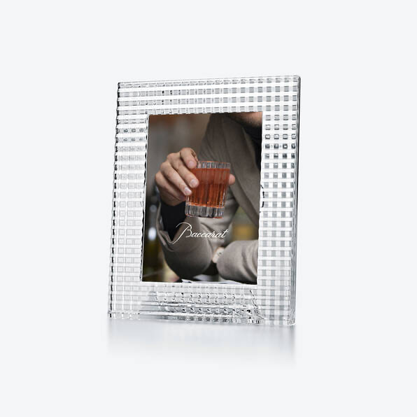 EYE PHOTO FRAME
