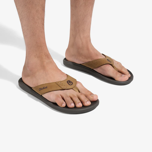 OluKai Pili - Men's Waterproof Leather Sandals