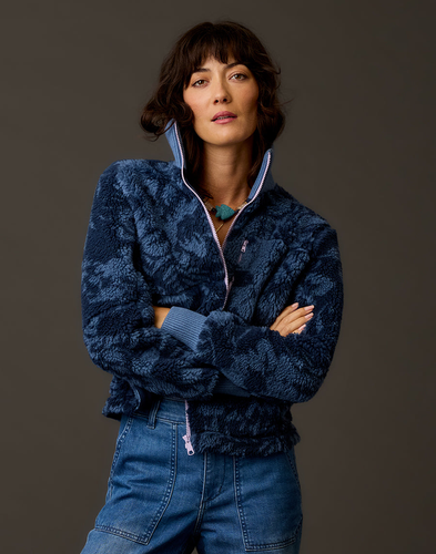 Carve Designs Women's Cora Fleece Jacket