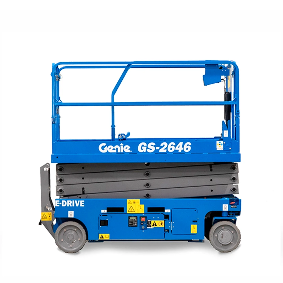Plataforma de tijera Genie GS 2646 vista lateral compacta para uso en interiores