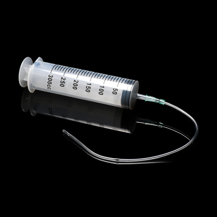 CleanStream 300 mL Syringe with Tube