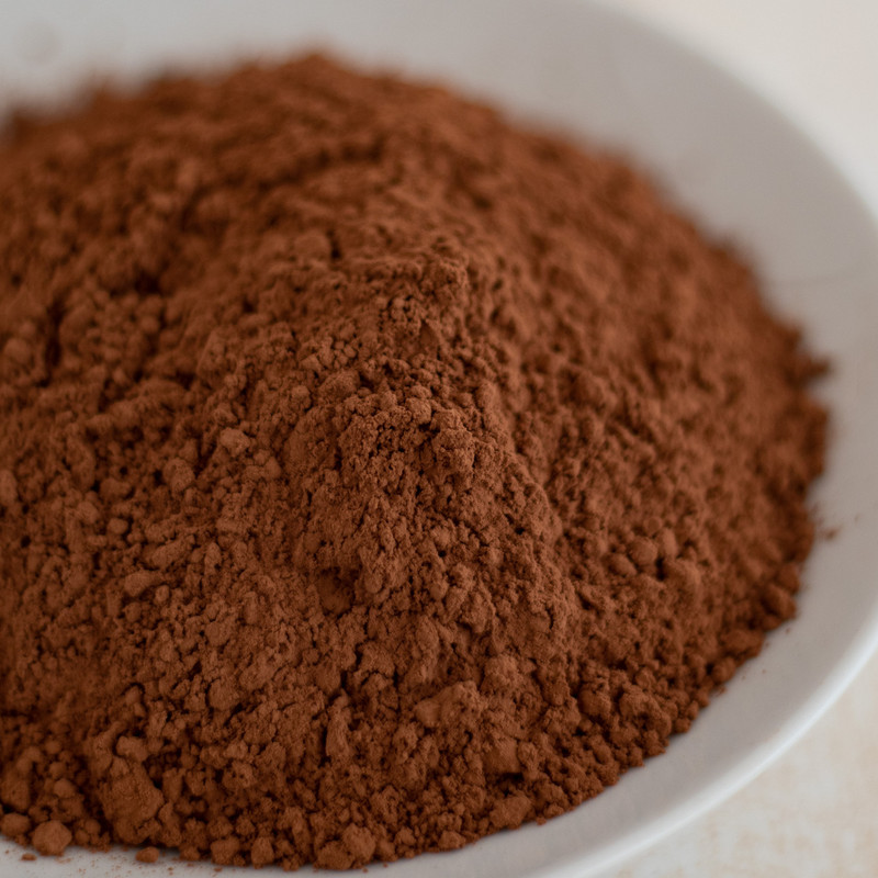 Alkalized bulk cocoa powder with 22-24% cacao butter.
Ingredients: Cocoa Powder processed with alkali
Dutch process cocoa Alkalized bulk cocoa powder with 22-24% cacao butter.
Ingredients: Cocoa Powder processed with alkali
Dutch process cocoa