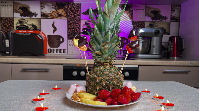 Chocolate Fondue with Fruit: Perfect Pairings