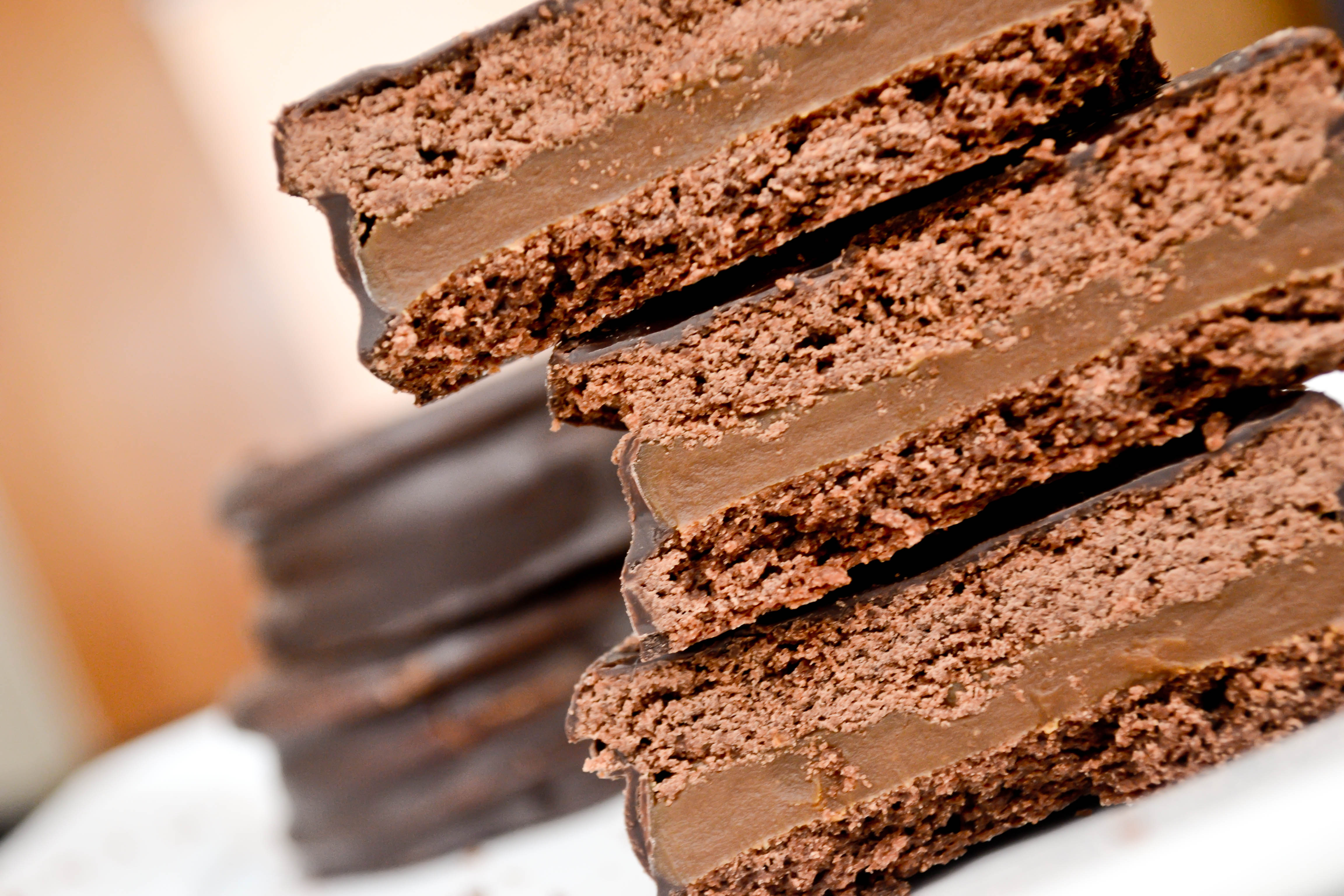 Easy Alfajores Recipe for Delicious Cookies