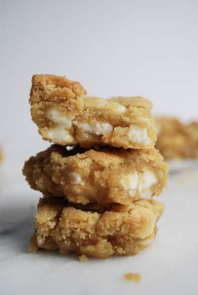 Cashew Butter Chocolate Cookie Bars