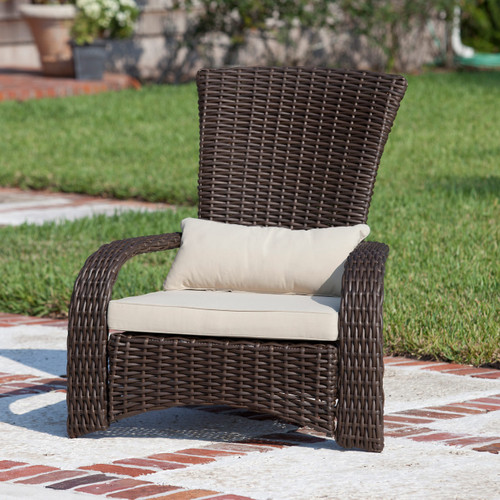 Deluxe Coconino Wicker Chair