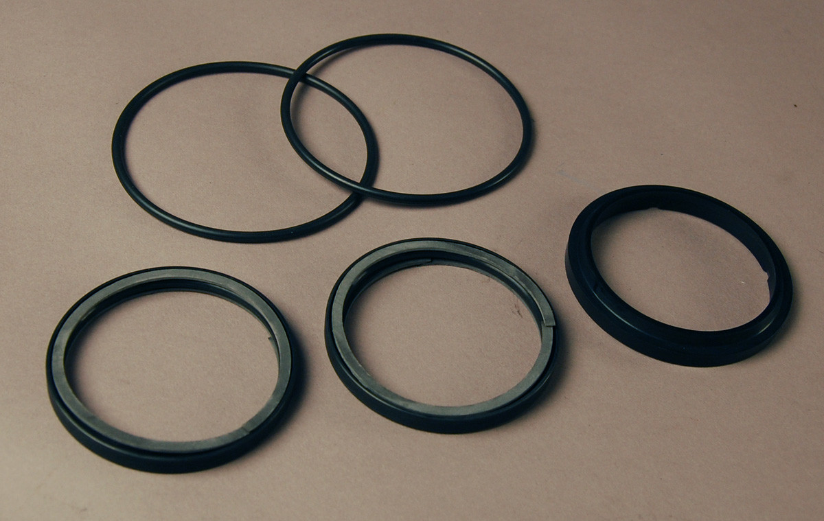 Seal Kit Opposite Column Cylinder