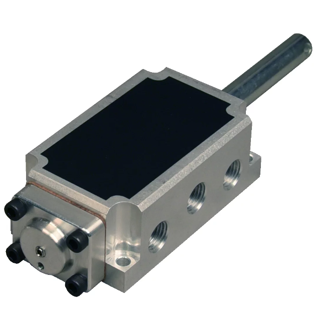 4-Way Valve with Internal Spring, Green Hydrogenated O-Rings