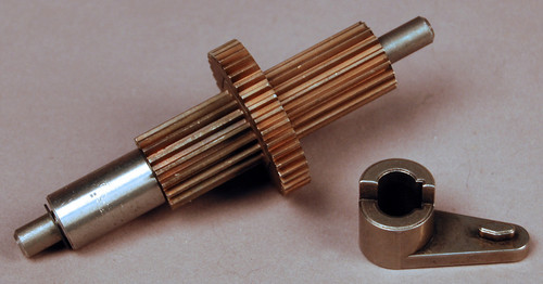 Shifter & Intermediate Gear Assy