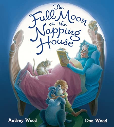 The Full Moon at the Napping House (padded board book) [Board book]