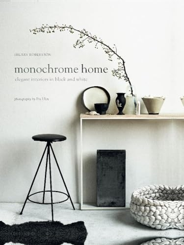 Monochrome Home - Elegant interiors in black and white