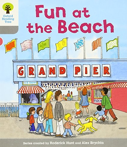 Fun at the Beach. Roderick Hunt, Thelma Page