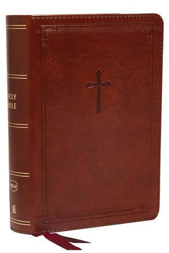 NKJV, End-of-Verse Reference Bible, Compact, Leathersoft, Brown, Red Letter, Comfort Print: Holy Bible, New King James Version