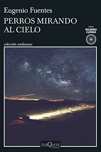 Perros mirando al cielo