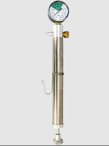 Hand Pump for Variable Capacity Tanks