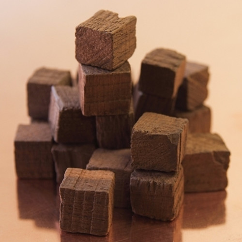 Hungarian Oak Cubes Medium Toast - 1LB