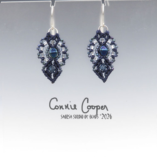 Crowns in Navy ME26-7724