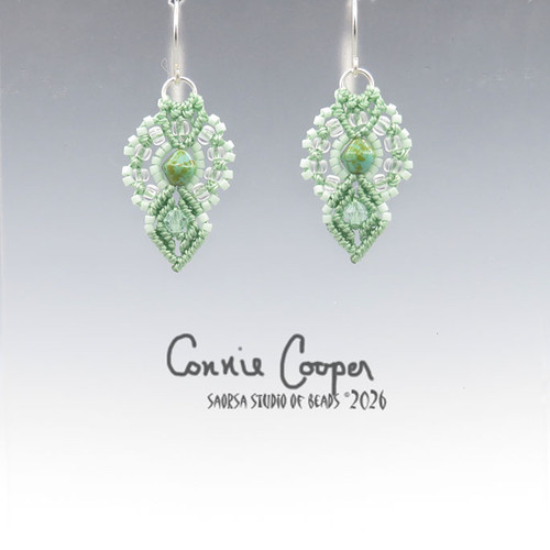 Crowns in Mint ME26-7726