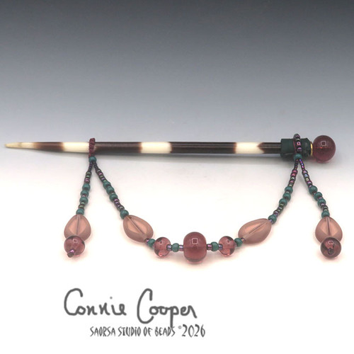 Quill, Draped, Amethyst w/Green  HDQ26-8171