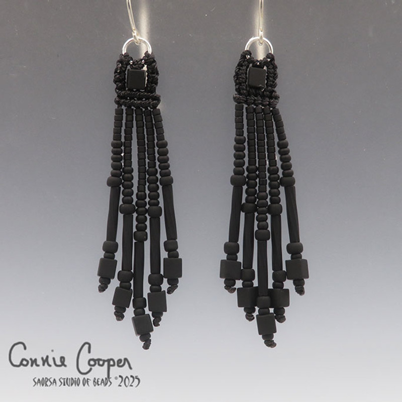 Fringie Minis in Matte Black  ME25-7534